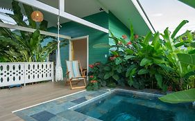 Namaitami Casa Hermosa Con Ac Y Piscina A Solo 650 Metros Del Parque Nacional Cahuita