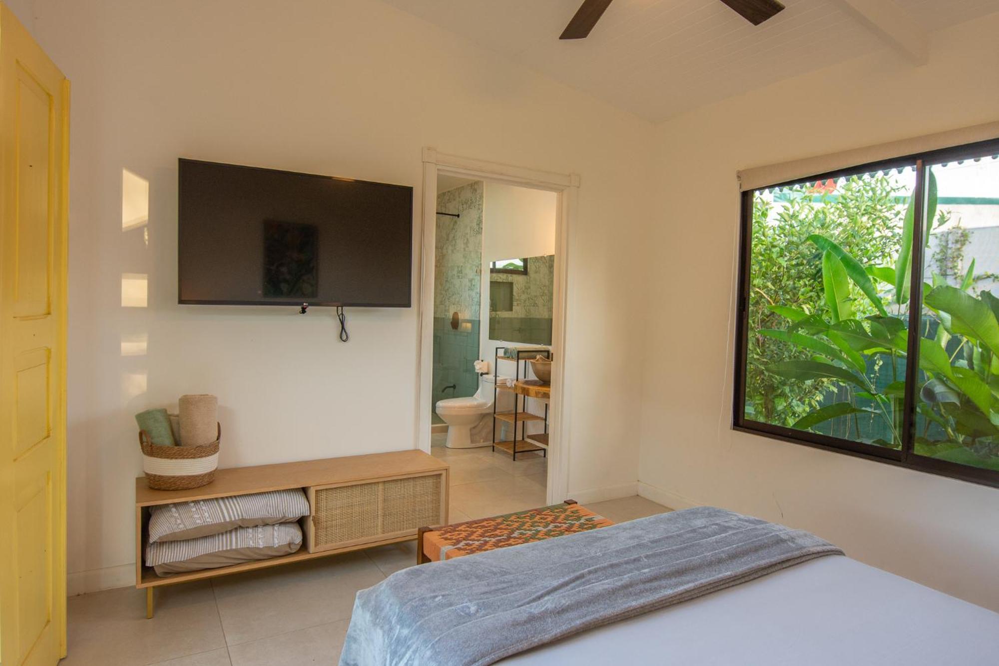 Namaitami Casa Hermosa Con Ac Y Piscina A Solo 650 Metros Del Parque Nacional Cahuita Exterior foto